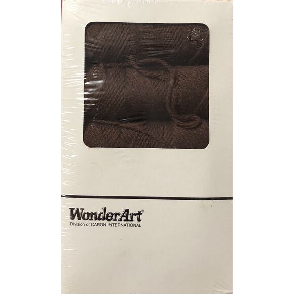 Vintage 1994 WonderArt Christmas Bear K202 No Knitting Crocheting Wrap Tie Yarn - Picture 2 of 4